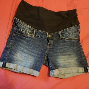 H&M Mama maternity shorts